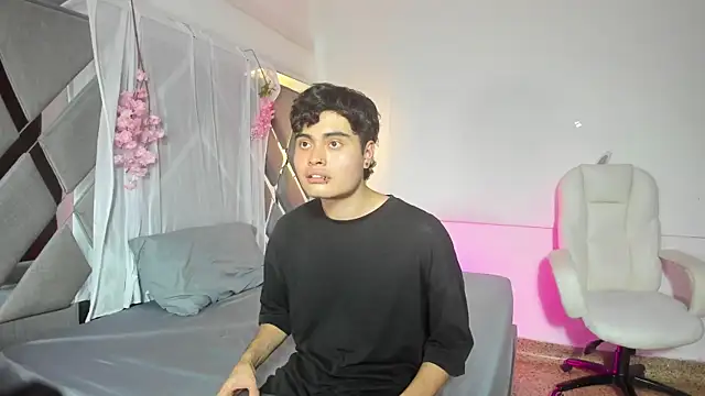 Molly sweetlove online show from November 2025 06:19:01 PM