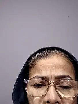 Merybeks online show from November 2025 10:31:01 AM