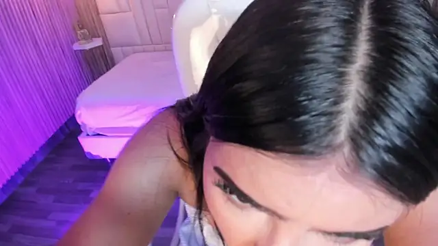 LovelyEyesx online show from February 2026 05:16:01 PM