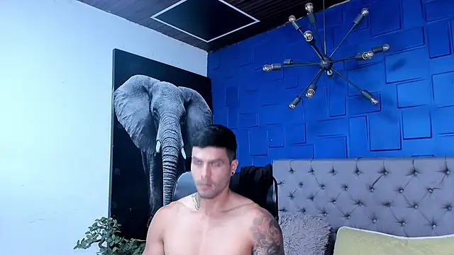 Snapshot of andres-clark92 chatting on October 2025 05:53:01 PM andres-clark92 online show from October 2025 05:53:01 PM