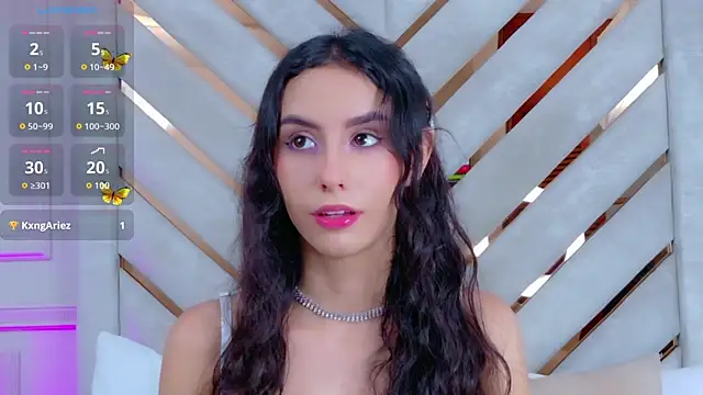 Snapshot of Sarah-Grace chatting on November 2025 02:42:02 AM Sarah-Grace online show from November 2025 02:42:02 AM