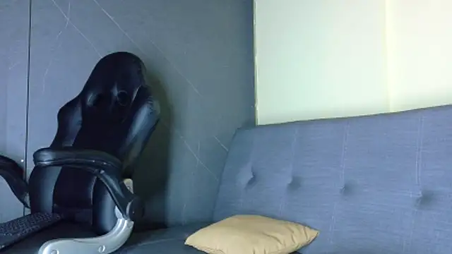 Snapshot of ALANNFERRER chatting on March 2026 10:12:02 AM ALANNFERRER online show from March 2026 10:12:02 AM