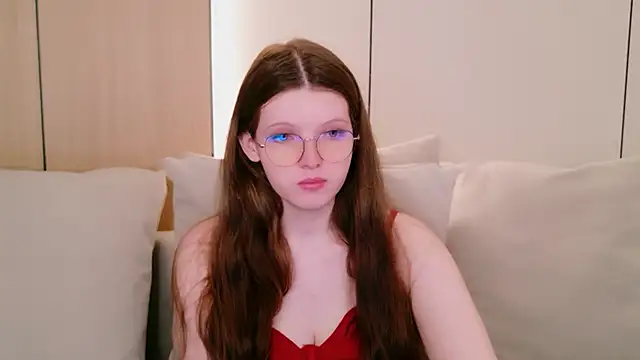 Snapshot of Gaby_Essen chatting on April 2026 09:05:01 PM Gaby Essen online show from April 2026 09:05:01 PM