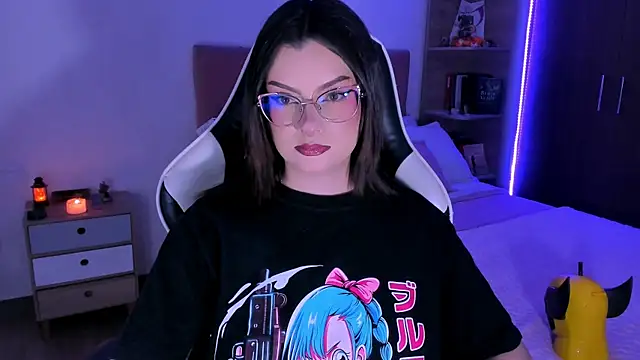 OphelianaRose33 online show from November 2025 09:57:02 PM