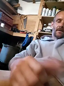 Hungwell1515 online show from October 2025 03:11:02 PM