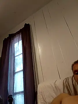 Snapshot of Hungwell1515 chatting on April 2026 12:42:01 PM Hungwell1515 online show from April 2026 12:42:01 PM