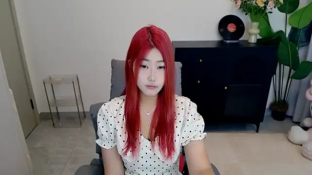 xiaouli online show from September 2025 07:43:01 AM