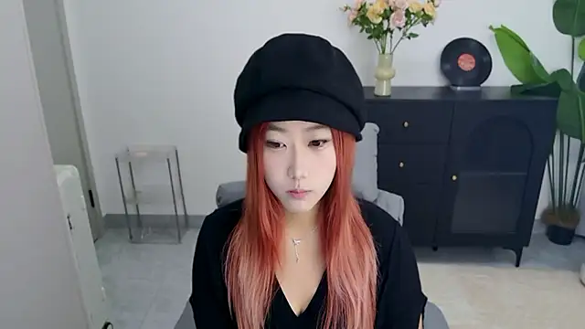 xiaouli online show from October 2025 01:47:01 AM