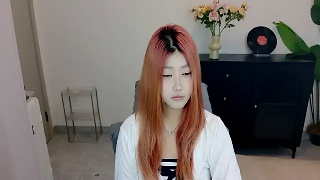 xiaouli online show from October 2025 05:46:01 AM