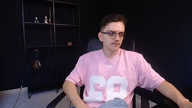 FelixStarkk online show from May 2026 07:02:02 AM