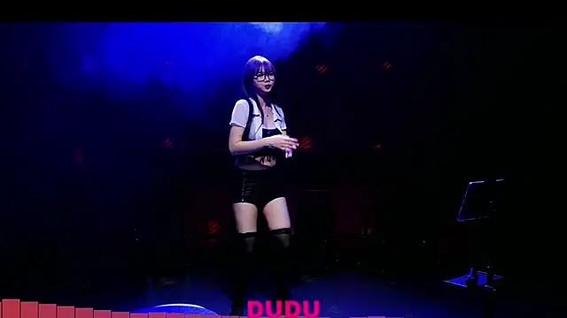 yznt-dudu online show from September 2025 11:45:02 AM