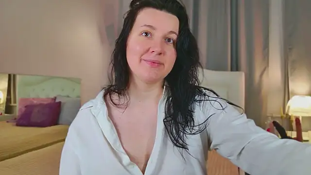 Snapshot of love_me__tonight_ chatting on October 2025 10:04:02 PM love me tonight online show from October 2025 10:04:02 PM