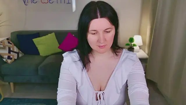 Snapshot of love_me__tonight_ chatting on November 2025 11:48:02 PM love me tonight online show from November 2025 11:48:02 PM