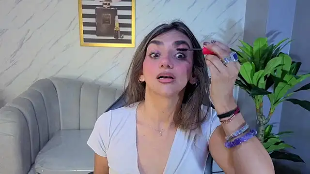 agatha brooks t online show from April 2026 12:31:01 PM