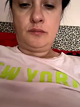 Snapshot of TriumphLove chatting on September 2025 08:25:01 AM TriumphLove online show from September 2025 08:25:01 AM