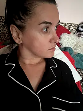 Snapshot of TriumphLove chatting on September 2025 08:19:01 AM TriumphLove online show from September 2025 08:19:01 AM