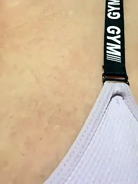 Snapshot of TriumphLove chatting on October 2025 07:33:01 AM TriumphLove online show from October 2025 07:33:01 AM