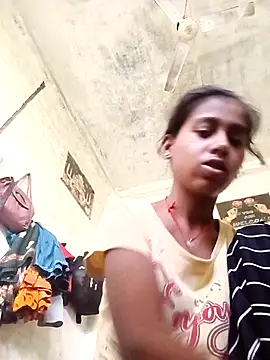 Saniye-143 online show from September 2025 05:18:02 AM