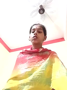 Saniye-143 online show from October 2025 05:21:02 PM