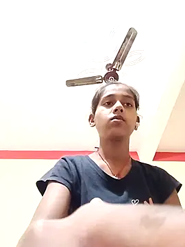 Saniye-143 online show from October 2025 04:17:02 PM