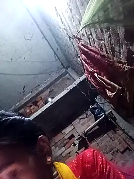 Saniye-143 online show from November 2025 11:33:02 AM