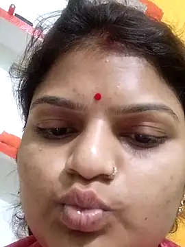 Hot mirchjii online show from September 2025 11:52:01 PM