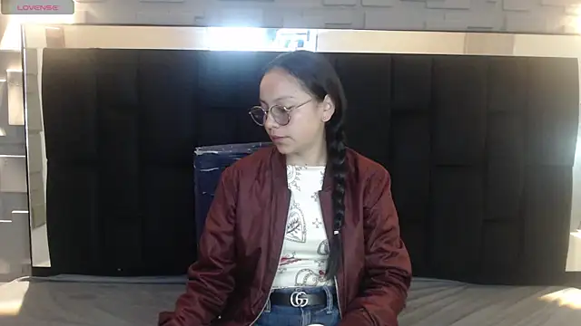 katalina07 1 online show from December 2025 01:17:01 PM