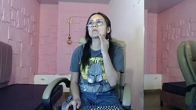 katalina07 1 online show from March 2026 04:55:01 PM