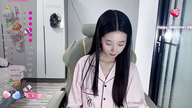 Snapshot of OiOi-666 chatting on October 2025 11:55:01 AM OiOi-666 online show from October 2025 11:55:01 AM