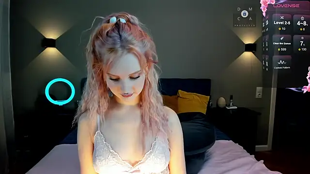 Snapshot of linda_ada chatting on September 2025 06:10:01 PM linda ada online show from September 2025 06:10:01 PM