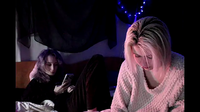 Snapshot of Avny_Loki chatting on October 2025 01:58:02 AM Avny Loki online show from October 2025 01:58:02 AM