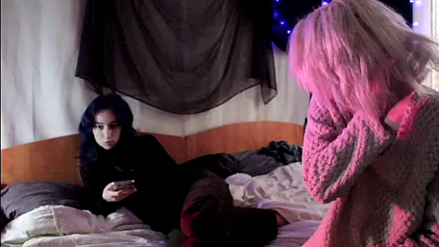 Snapshot of Avny_Loki chatting on October 2025 08:02:02 AM Avny Loki online show from October 2025 08:02:02 AM