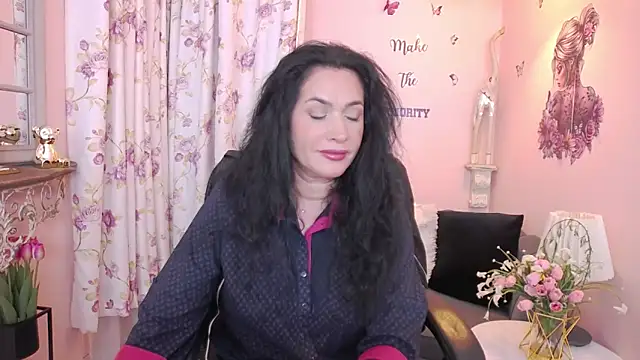 Snapshot of MyLovOne chatting on May 2026 10:22:01 AM MyLovOne online show from May 2026 10:22:01 AM