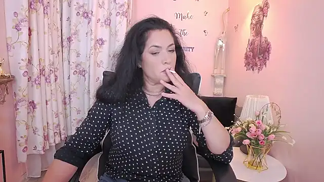 Snapshot of MyLovOne chatting on May 2026 12:12:01 PM MyLovOne online show from May 2026 12:12:01 PM