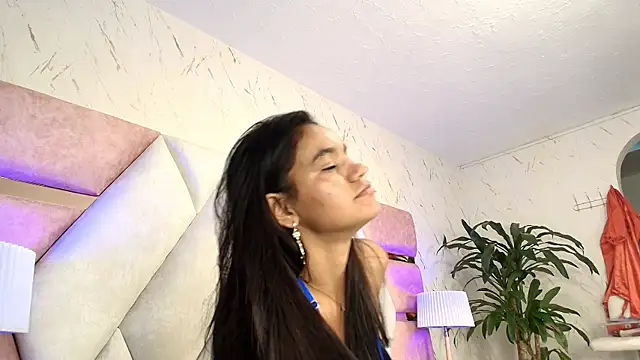 Snapshot of Cinthiabaker chatting on May 2026 04:04:02 PM Cinthiabaker online show from May 2026 04:04:02 PM