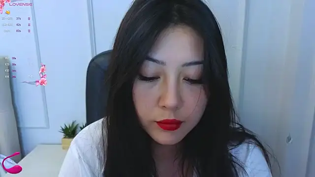 Snapshot of Kuro_Ren chatting on November 2025 01:46:01 PM Kuro Ren online show from November 2025 01:46:01 PM