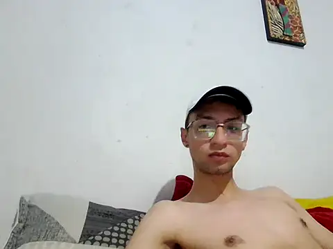 Snapshot of Thiagox274 chatting on February 2026 11:30:01 AM Thiagox274 online show from February 2026 11:30:01 AM