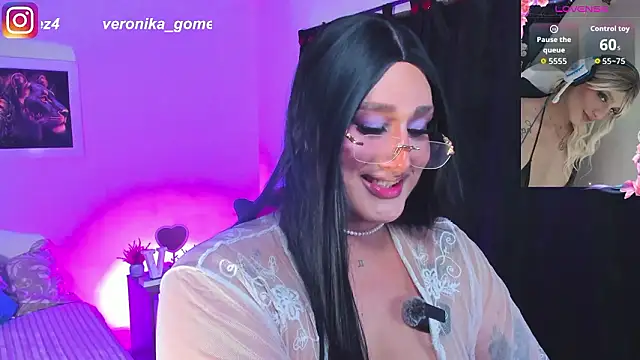 Snapshot of Sweetveronik_44 chatting on March 2026 12:17:02 AM Sweetveronik 44 online show from March 2026 12:17:02 AM