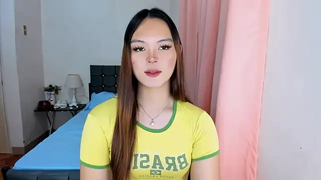 Snapshot of ameliamaureen chatting on September 2025 02:20:01 PM ameliamaureen online show from September 2025 02:20:01 PM