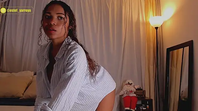 Estefy arroyo1 online show from December 2025 03:59:02 AM