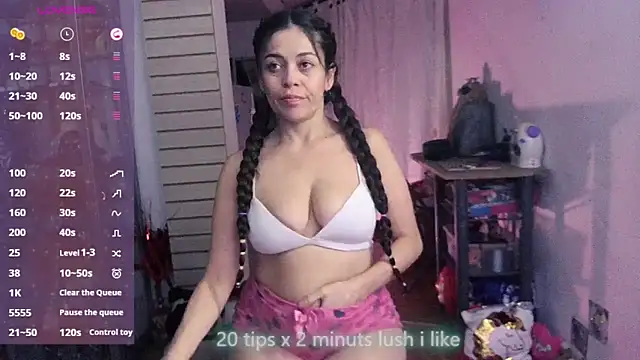 Snapshot of xinamora chatting on October 2025 03:23:02 AM xinamora online show from October 2025 03:23:02 AM