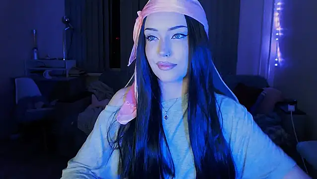 cutefrendlyuser online show from May 2026 10:04:02 PM