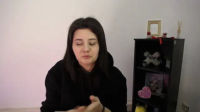 Snapshot of Katrin_kiss_ chatting on February 2026 01:27:02 PM Katrin kiss online show from February 2026 01:27:02 PM