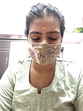 Snapshot of Tamil-Meenu12 chatting on April 2026 04:28:01 AM Tamil-Meenu12 online show from April 2026 04:28:01 AM