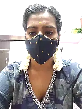 Snapshot of Tamil-Meenu12 chatting on April 2026 04:23:02 AM Tamil-Meenu12 online show from April 2026 04:23:02 AM