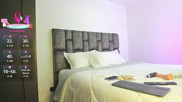 arianna 000 online show from September 2025 01:44:02 PM