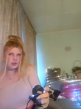 TsPostophere online show from March 2025 01:47:01 PM