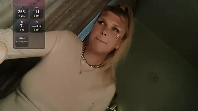 TsPostophere online show from December 2025 10:24:01 AM