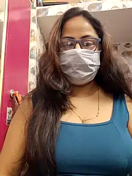 Snapshot of nisha_1110 chatting on November 2025 01:33:02 PM nisha 1110 online show from November 2025 01:33:02 PM