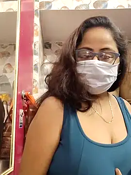 Snapshot of nisha_1110 chatting on November 2025 02:17:02 PM nisha 1110 online show from November 2025 02:17:02 PM